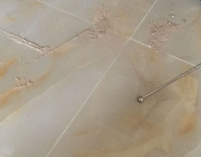 崇左瓷砖空鼓维修公司分享粘合剂选择不当在瓷砖铺贴过程中可能导致以下问题